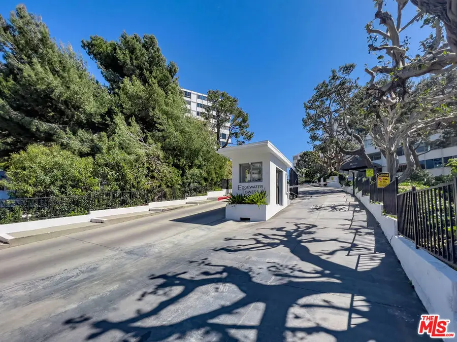 17352 W Sunset Boulevard #202, Pacific Palisades, CA 90272 - Image #2