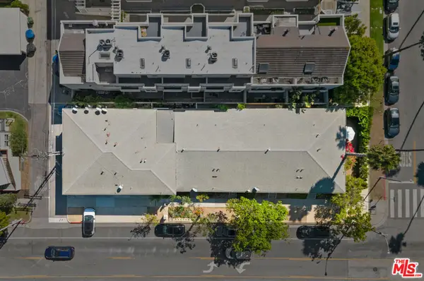 2102 Montana Avenue, Santa Monica, CA 90403
