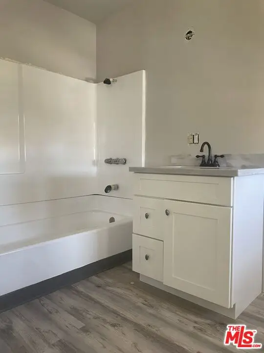 120 N Berendo Street, Los Angeles, CA 90004 - Image #3