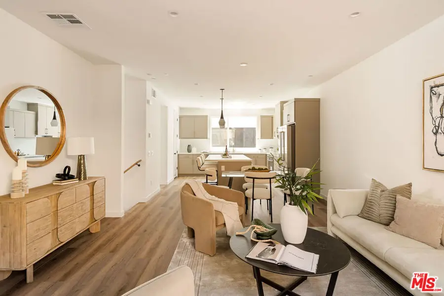 3863 N Riley Lane, Los Angeles, CA 90065 - Image #3