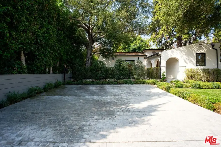 4935 Agnes Avenue, Valley Village, CA 91607 - Image #3