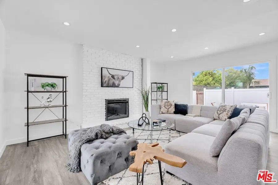 9959 Wisner Avenue, San Fernando, CA 91345 - Image #3