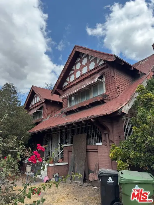 2756 Raymond Avenue, Los Angeles, CA 90007 - #1