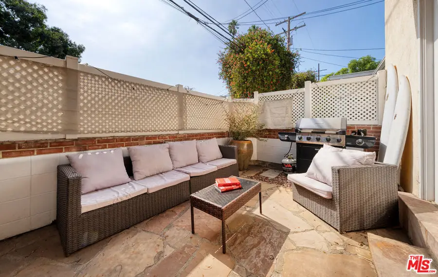 631 Bay Street, Santa Monica, CA 90405 - Image #2