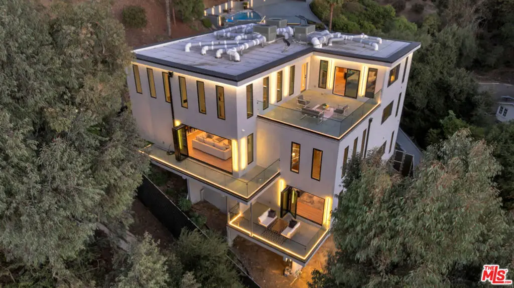 7966 Mulholland Drive, Los Angeles, CA 90046 - Image #1