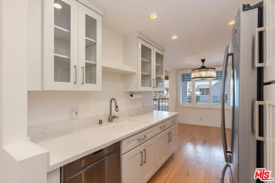 8535 W West Knoll Drive #109, West Hollywood, CA 90069 - Image #3