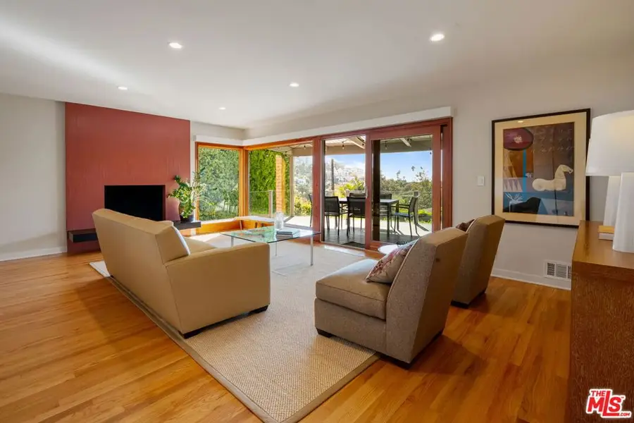 275 Amalfi Drive, Santa Monica, CA 90402 - Image #3