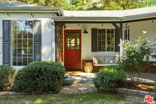 7815 Denivelle Road, Sunland, CA 91040