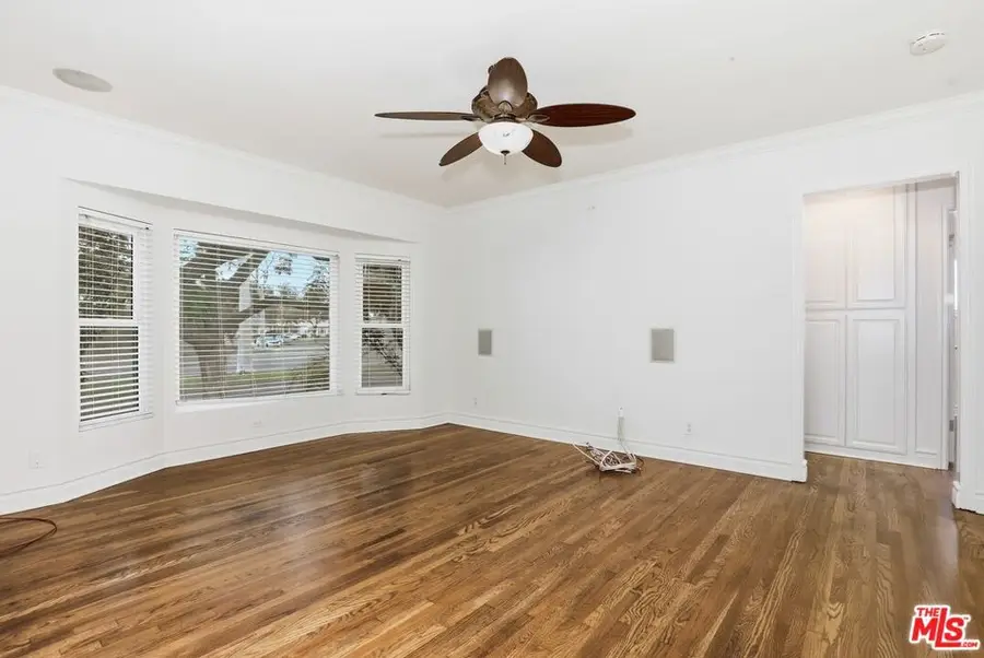 6247 Del Amo Boulevard, Lakewood, CA 90713 - Image #3