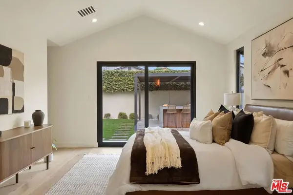 13949 Cumpston Street, Sherman Oaks, CA 91401