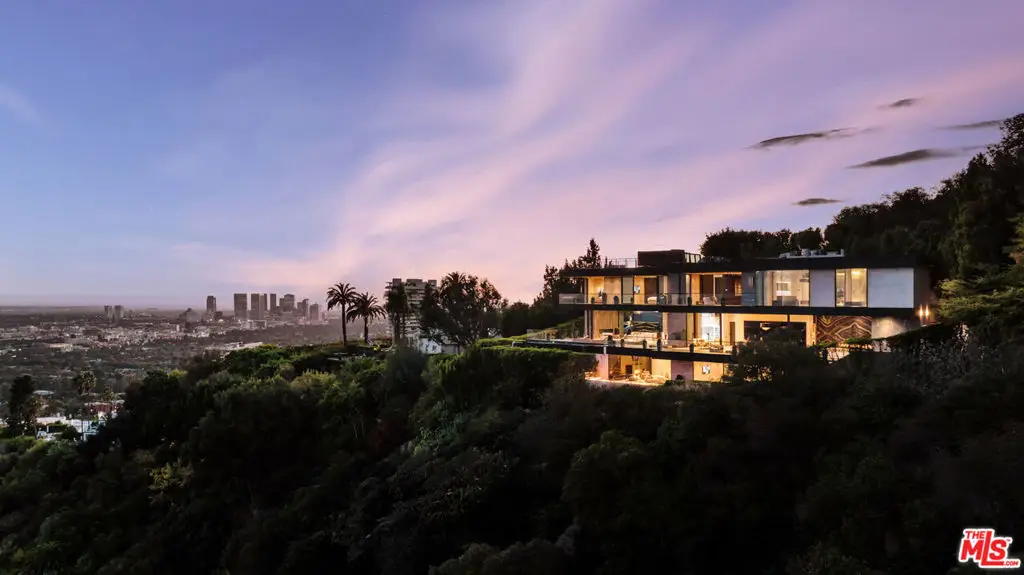 9199 Thrasher Avenue, Los Angeles, CA 90069 - Image #1