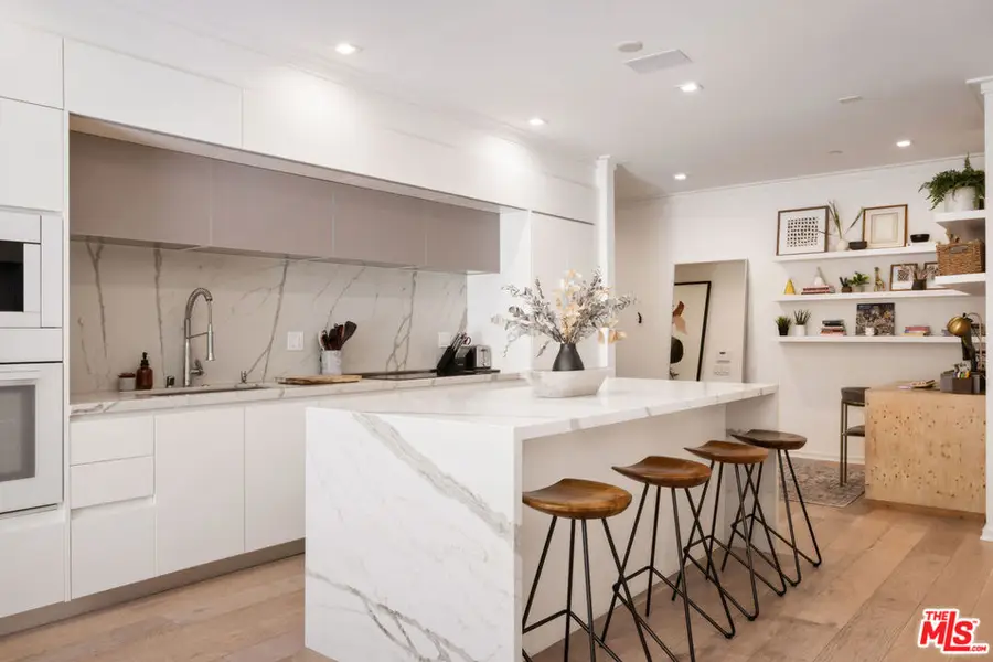 132 N Swall Drive #101, Los Angeles, CA 90048 - Image #3