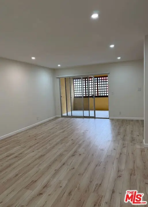 5651 Sumner Way #309, Culver City, CA 90230 - Image #3