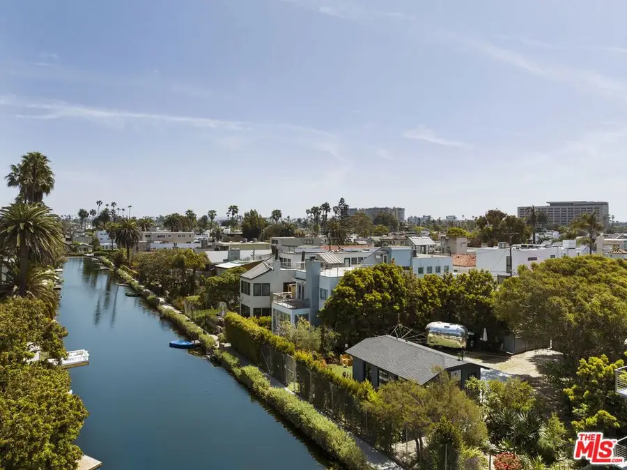 410 Linnie Canal, Venice, CA 90291 - Image #3