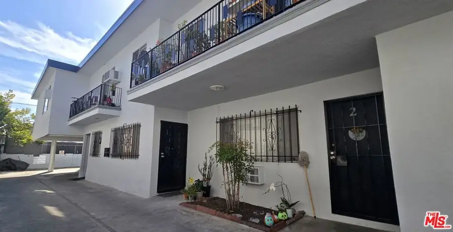 4942 Rosewood Avenue, Los Angeles, CA 90004 - Image #3