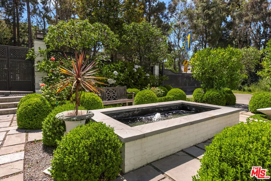 320 Hilgard Avenue, Los Angeles, CA 90024 - Image #3