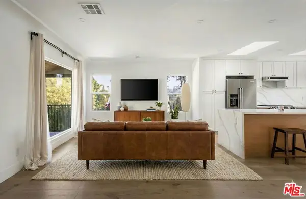 1402 Allesandro Street, Los Angeles, CA 90026