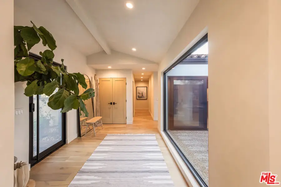 2419 Westridge Road, Los Angeles, CA 90049 - Image #3