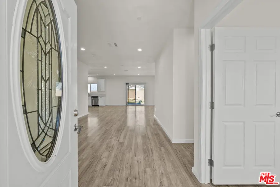 9101 Heather Avenue, California City, CA 93505 - Image #2