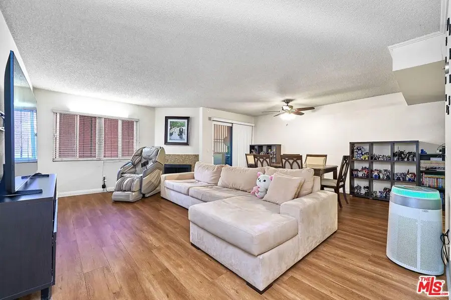 631 S Kenmore Avenue #106, Los Angeles, CA 90005 - Image #3