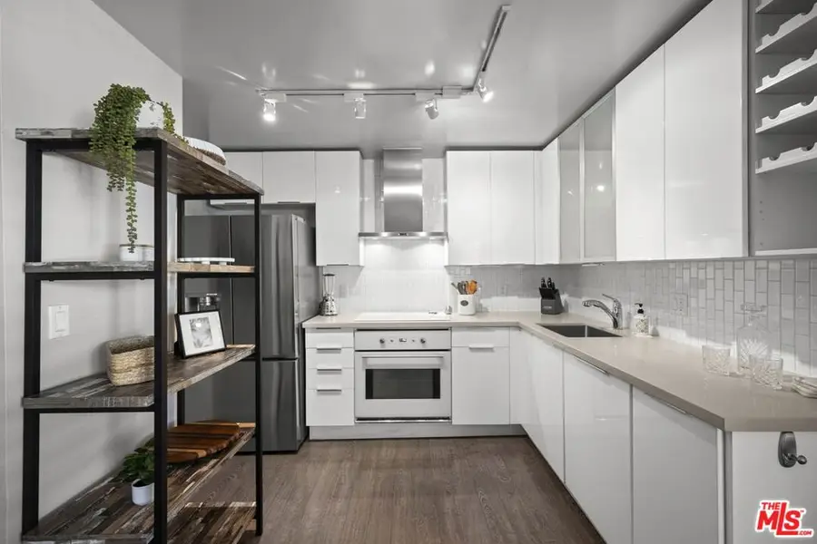 970 Palm Avenue #218, West Hollywood, CA 90069 - Image #3