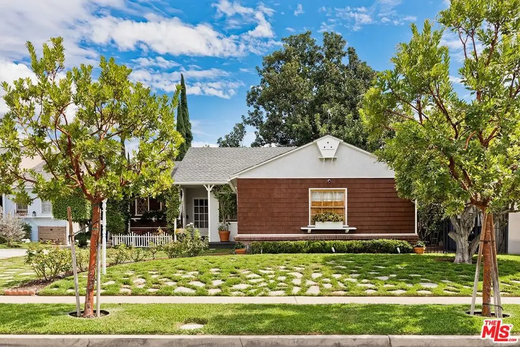 6910 Cantaloupe Avenue, Van Nuys, CA 91405 - Image #1