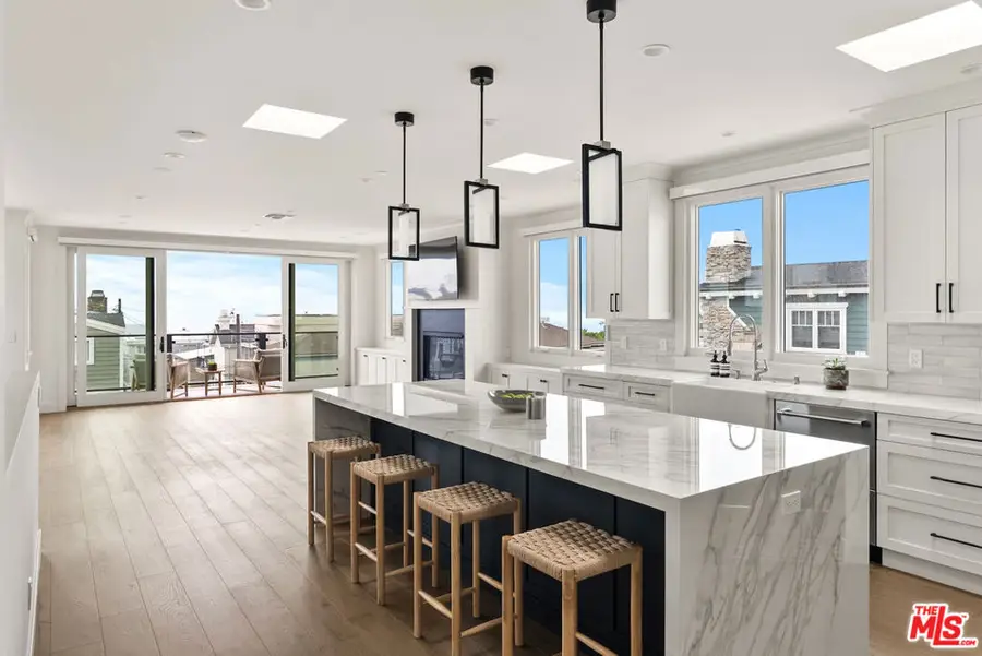 308 Highland Avenue, Manhattan Beach, CA 90266 - Image #3