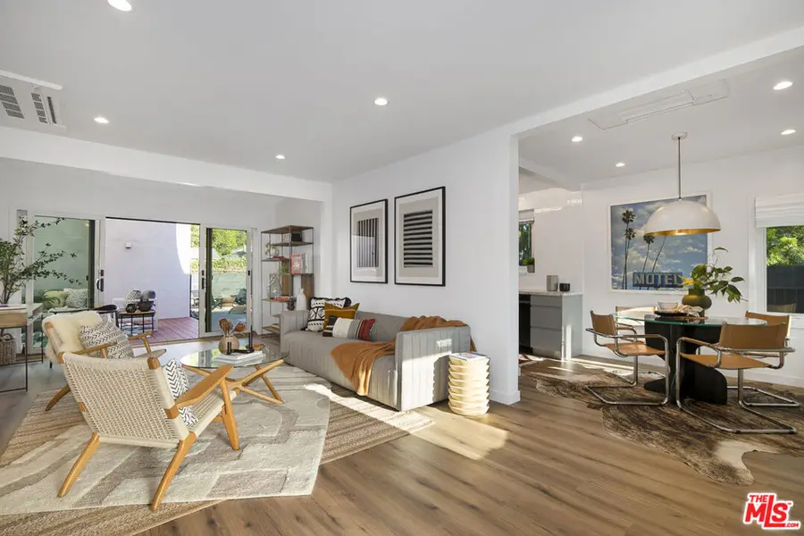 3744 Redwood Avenue, Los Angeles, CA 90066 - Image #2