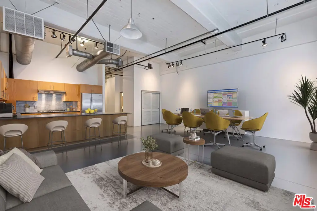 1130 S Flower Street #208, Los Angeles, CA 90015 - Image #1