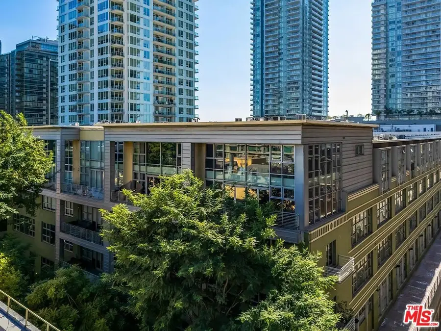 1130 S Flower Street #208, Los Angeles, CA 90015 - Image #2