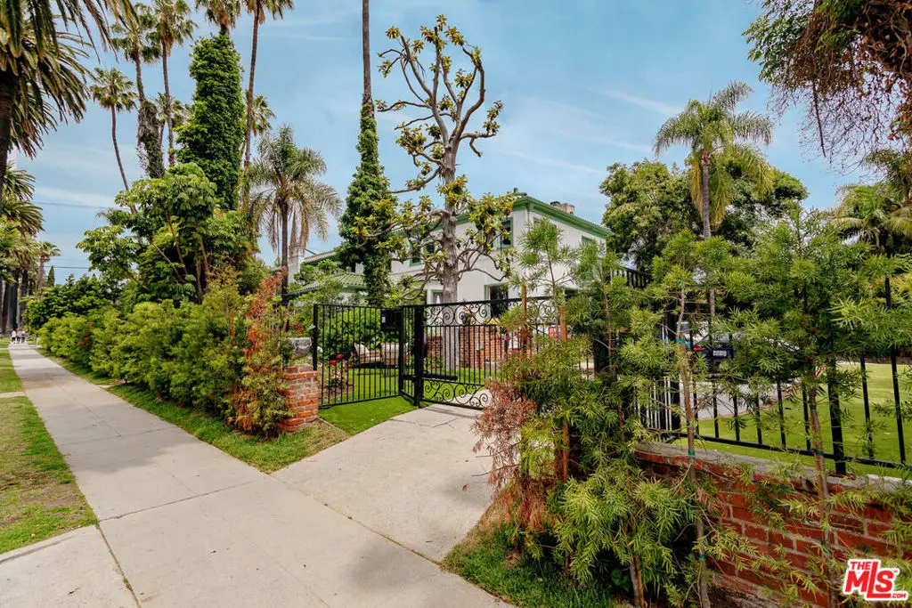 508 N Canon Drive, Beverly Hills, CA 90210 - Image #1