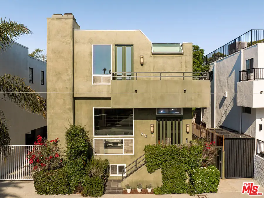 613 Mildred Avenue, Venice, CA 90291 - Image #2