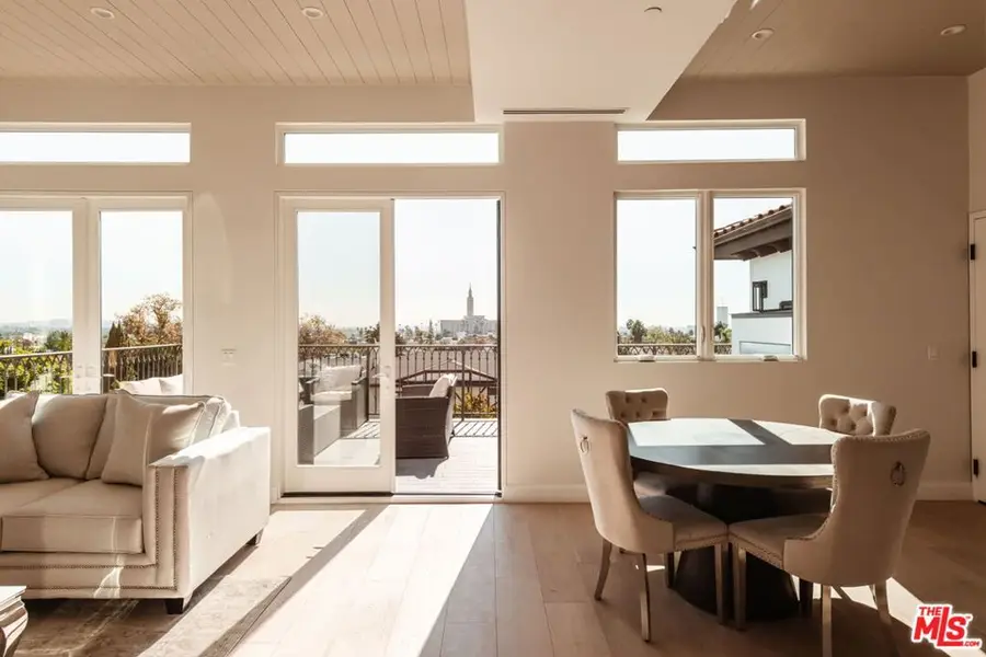 10725 Ashton Avenue #401, Los Angeles, CA 90024 - Image #2