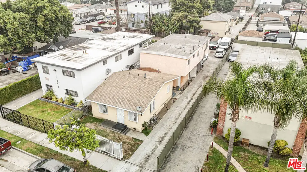 213 E 87th Place, Los Angeles, CA 90003 - Image #1