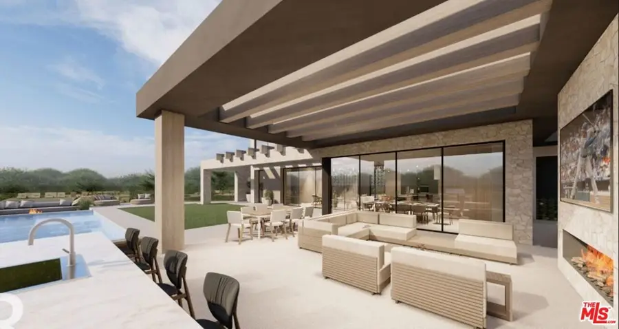 590 N Tigertail Road, Los Angeles, CA 90049 - Image #2