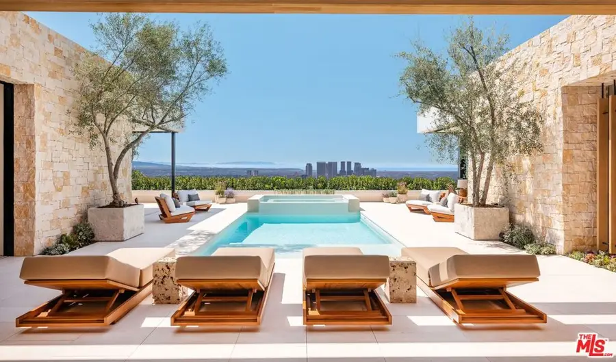 1039 Wallace, Beverly Hills, CA 90210 - Image #2