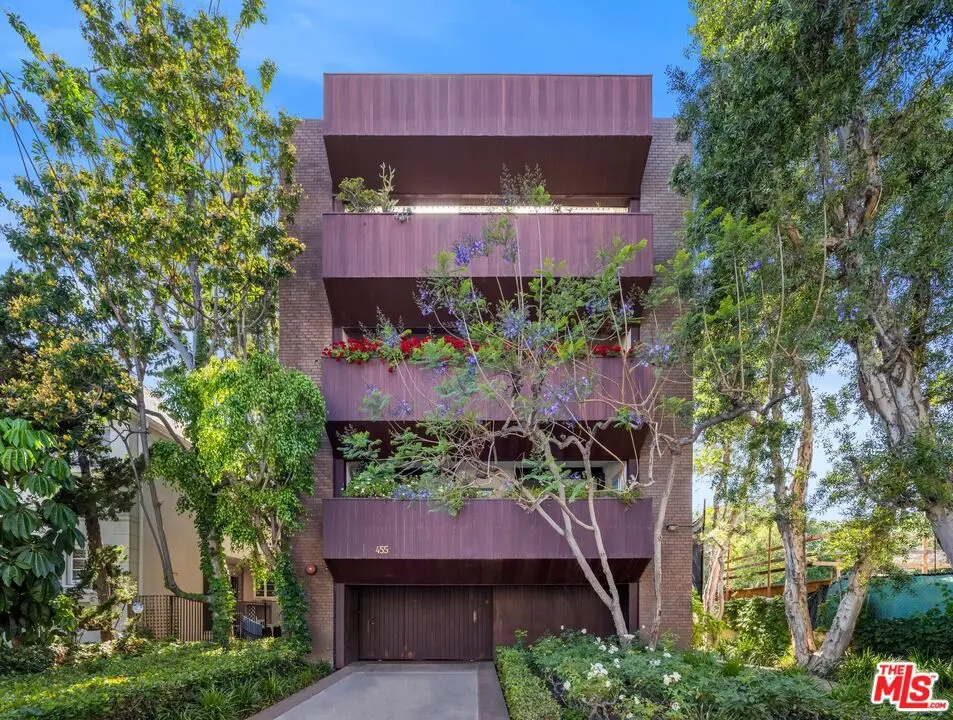 455 N Oakhurst Drive #3, Beverly Hills, CA 90210 - Image #1