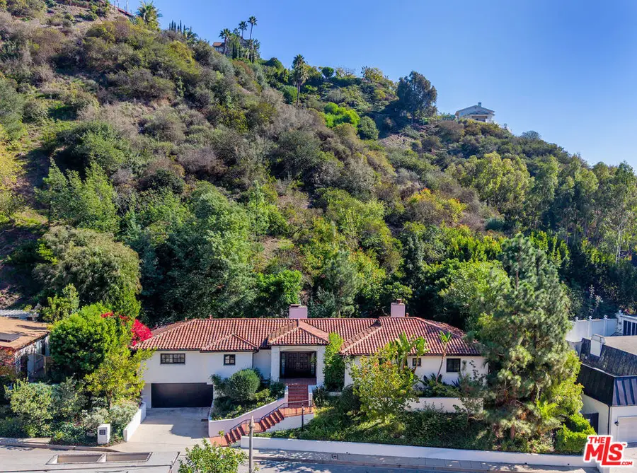 1132 Chantilly Road, Los Angeles, CA 90077 - Image #2