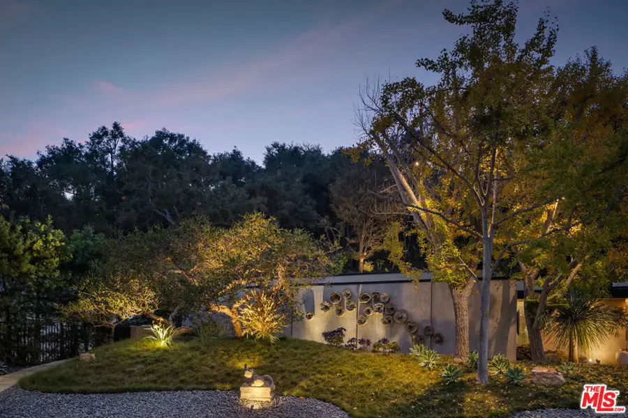 1087 Moraga Drive, Los Angeles, CA 90049 - Image #2