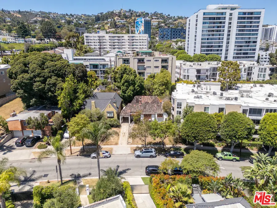 8553 W West Knoll Drive, West Hollywood, CA 90069 - Image #3