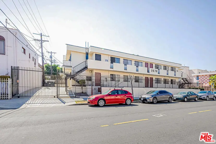 940 S Gramercy Place, Los Angeles, CA 90019 - Image #2