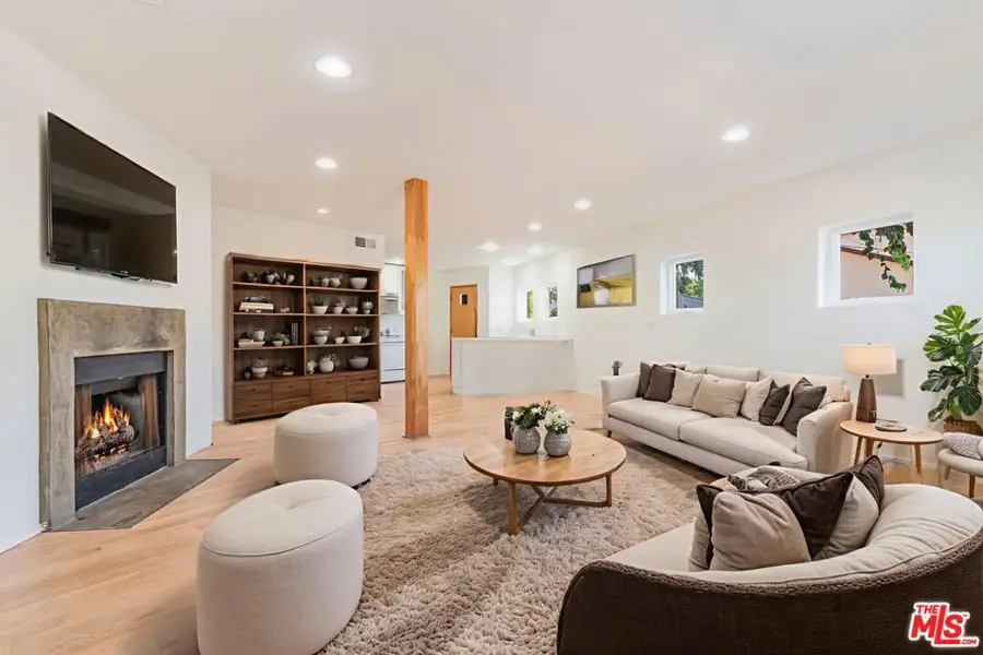 855 Sunset Avenue, Venice, CA 90291 - Image #3