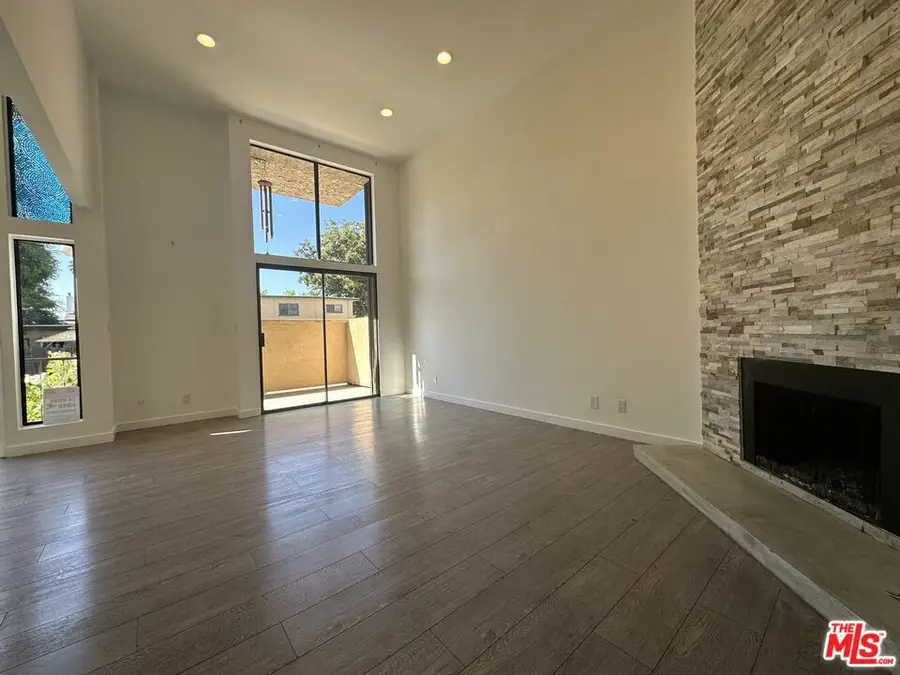 5307 Wilkinson Avenue #10, Valley Village, CA 91607 - Image #2
