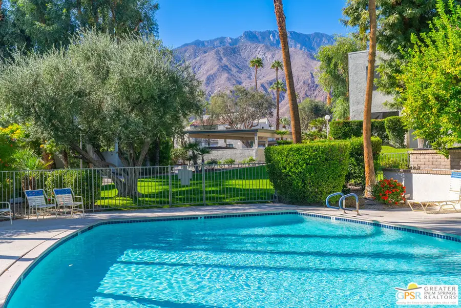 325 E Via Escuela #324, Palm Springs, CA 92262 - Image #3