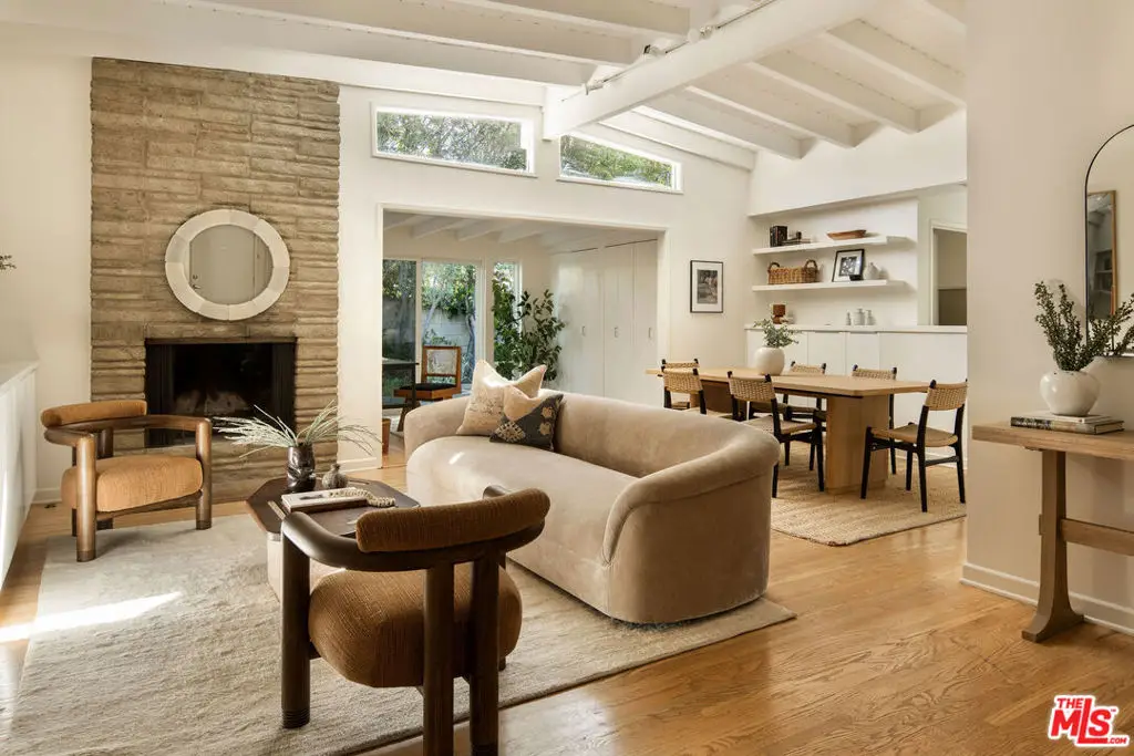 6006 Babbitt Avenue, Encino, CA 91316 - Image #1