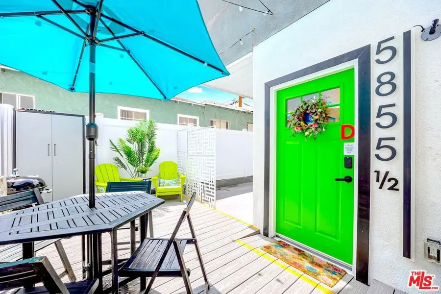 5853 Vineland Avenue, North Hollywood, CA 91601 - #2