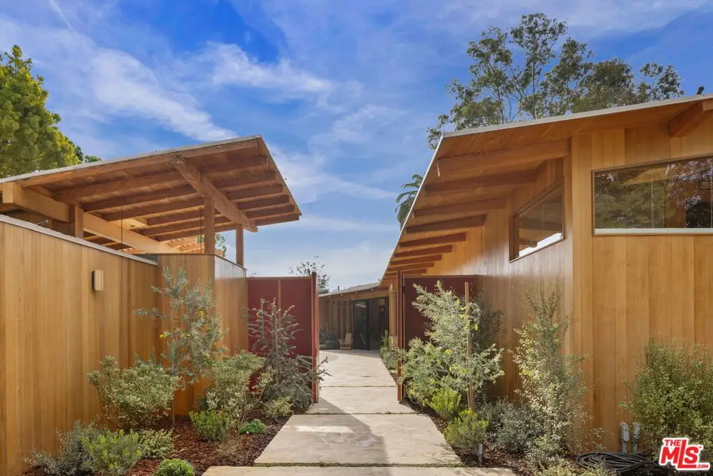 765 N Bonhill Road, Los Angeles, CA 90049 - Image #1