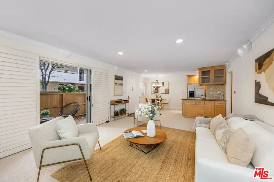 12801 Moorpark Street #110, Studio City, CA 91604 - Image #2