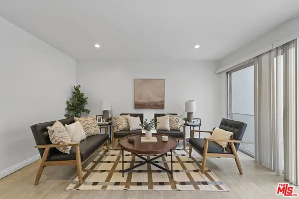 18518 Mayall Street #H, Northridge, CA 91324