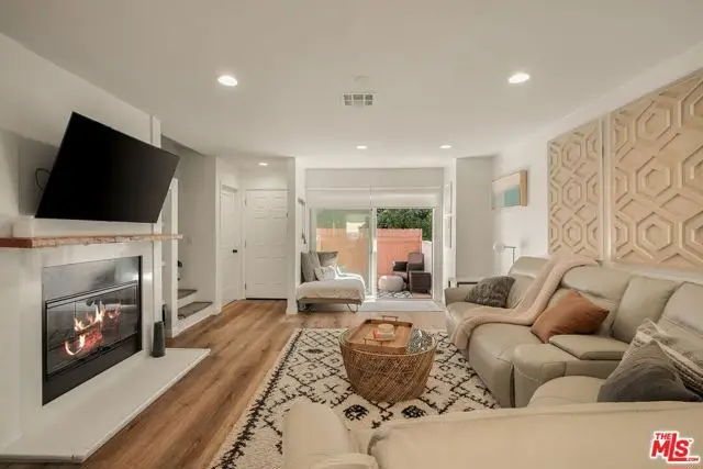 922 Lincoln Boulevard #2, Santa Monica, CA 90403 - Image #2
